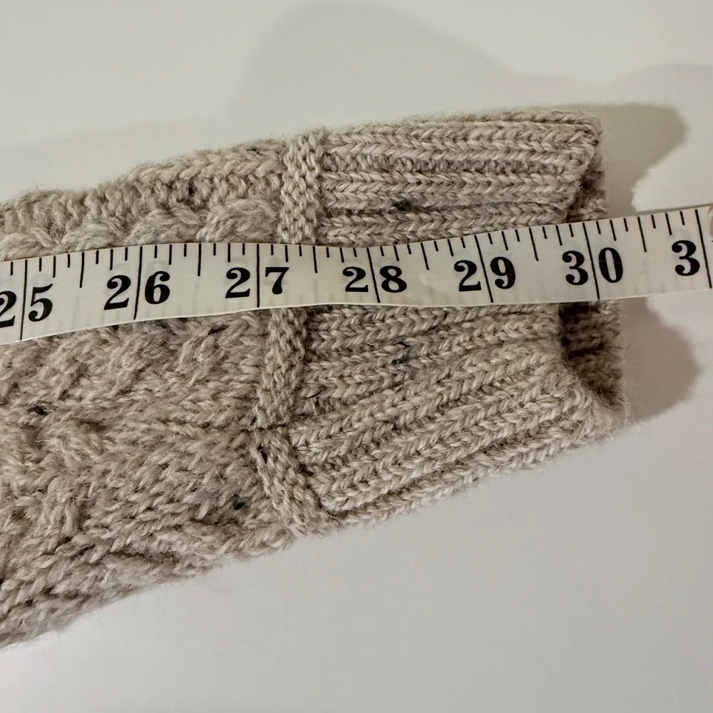 Artisan Knitwear Cable Knit Wool Sweater XS Speckled Tan Crew Neck‎